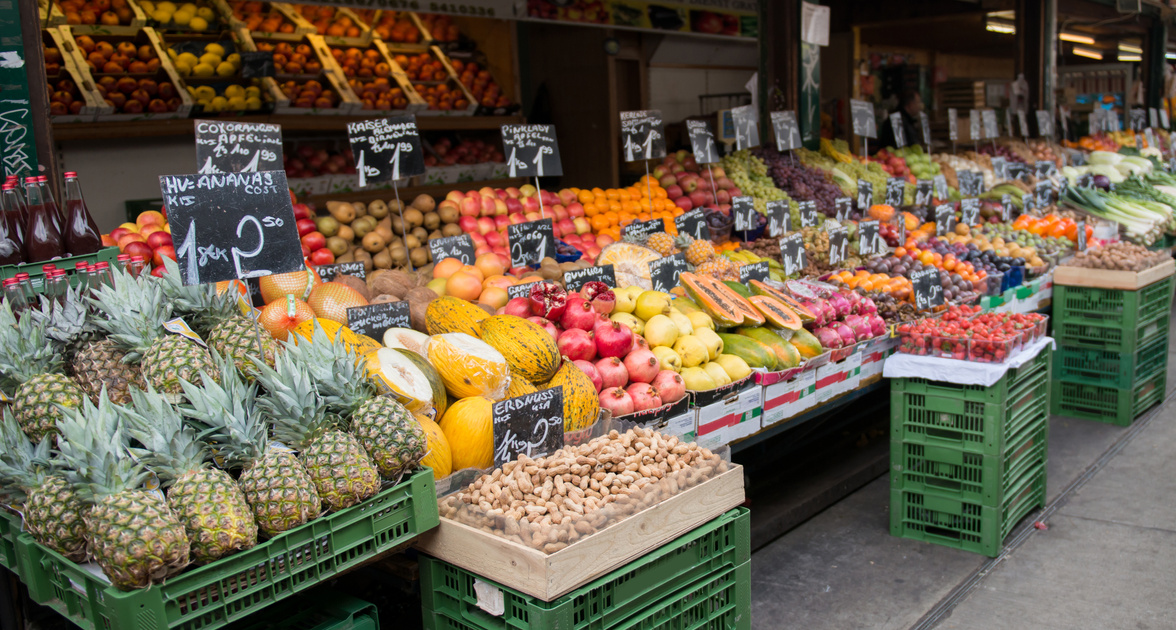 Local Fruit and Vegetable Market